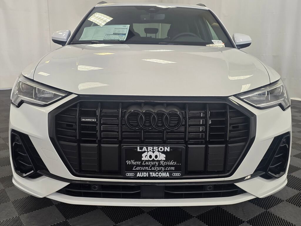 New 2025 Audi Q3 2.0T Premium image 9
