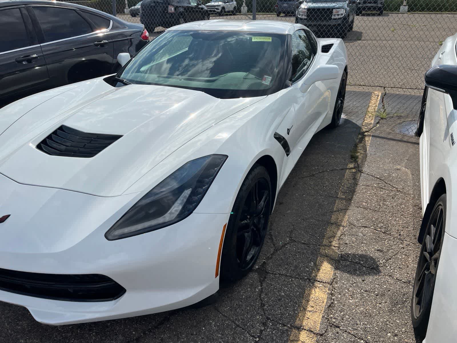 Used 2017 Chevrolet Corvette Stingray Coupe w/ Carbon Flash Badge Package RWD image 6