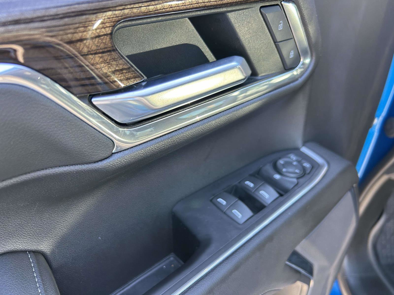 Used 2022 Chevrolet Silverado 1500 LT Trail Boss w/ LPO, Dark Essentials Package image 17