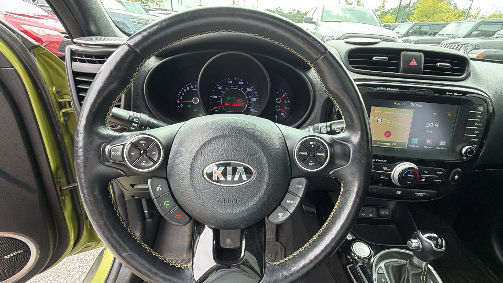 Used 2014 Kia Soul + w/ Primo Package FWD image 25