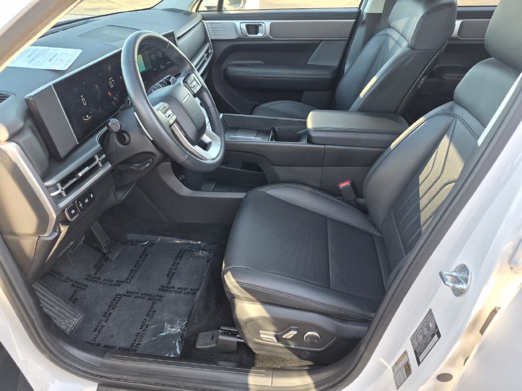 Used 2026 Hyundai Santa Fe SEL AWD/4WD image 11