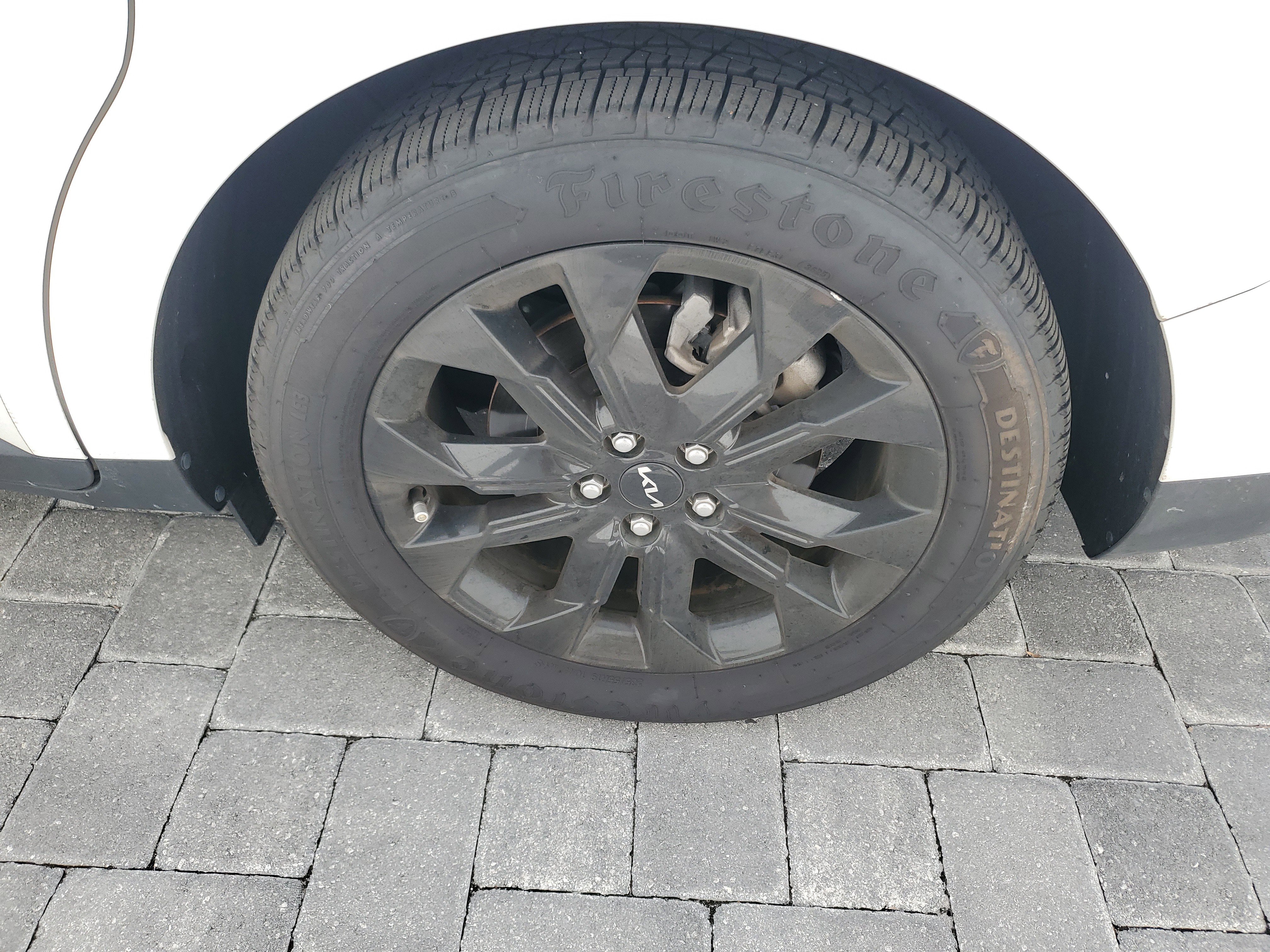 Used 2024 Kia Carnival SX Prestige FWD image 7