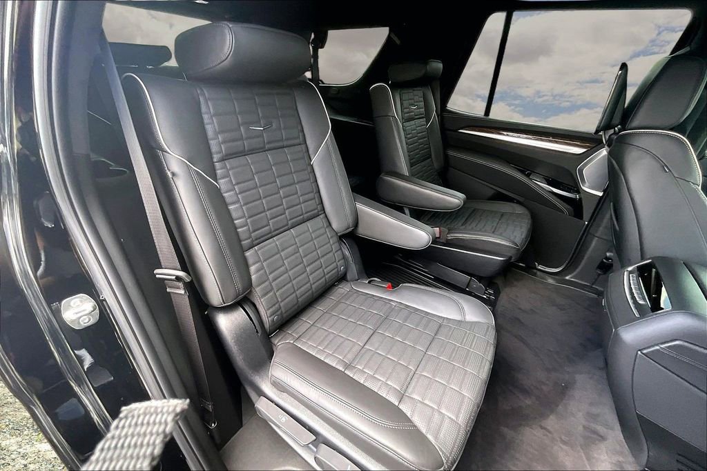 Certified 2026 Cadillac Escalade Platinum Sport w/ LPO, ONYX Package image 25