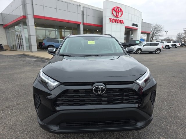 New 2025 Toyota RAV4 XLE image 3
