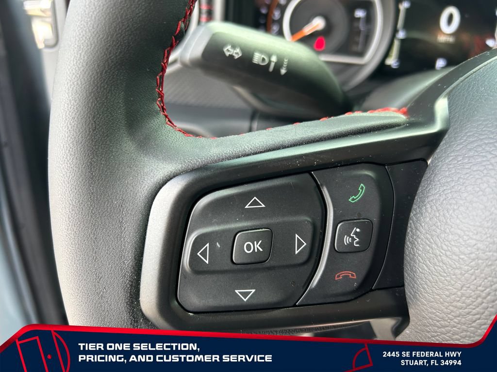 Used 2024 Jeep Wrangler Unlimited Rubicon AWD/4WD image 16