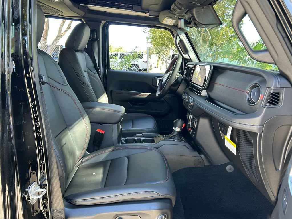 New 2026 Jeep Wrangler Unlimited Rubicon 392 w/ Quick Order Package 27X Moab AWD/4WD image 34