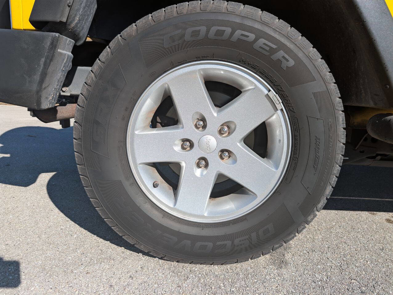 Used 2009 Jeep Wrangler Unlimited X image 33