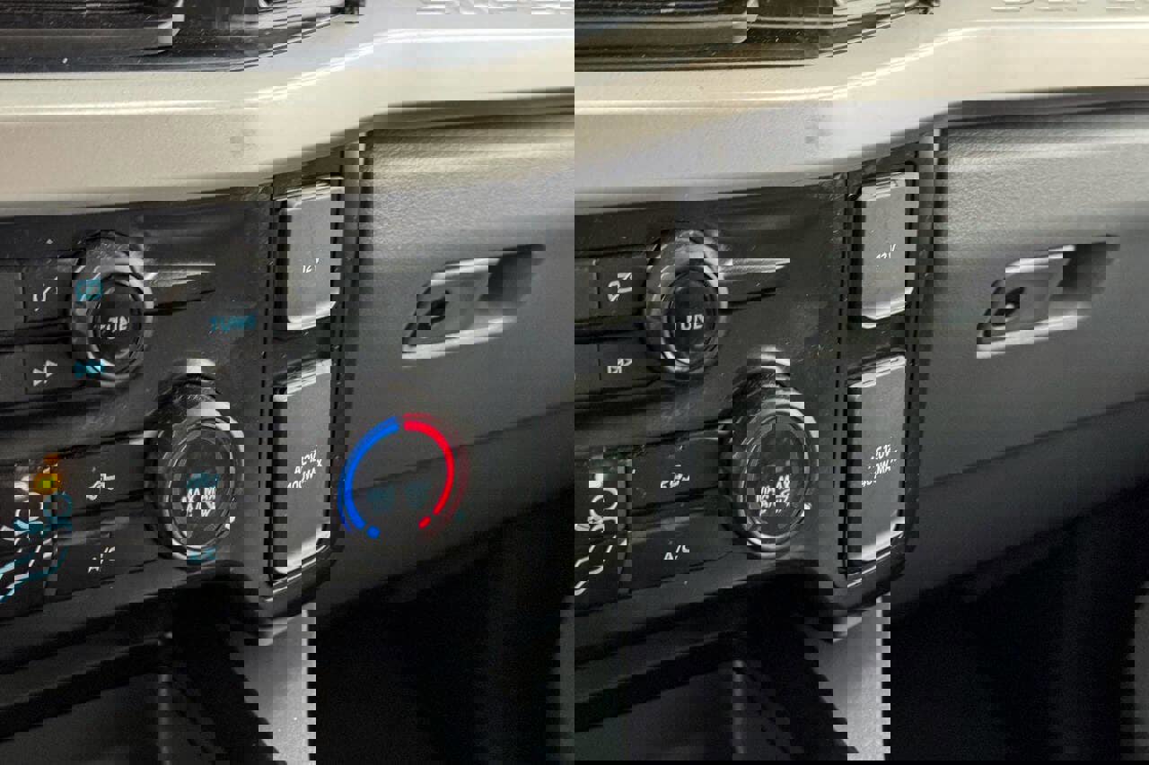 Used 2024 Ford F250 XLT w/ FX4 Off-Road Package image 34