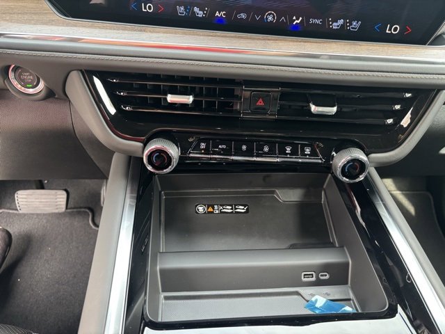 New 2026 Chevrolet Tahoe High Country image 24