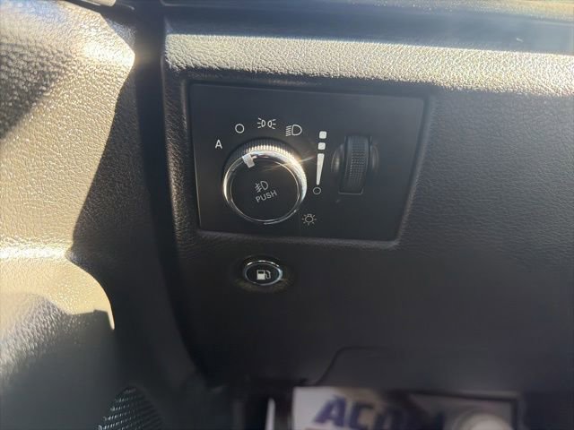 Used 2020 Jeep Grand Cherokee Altitude AWD/4WD image 37
