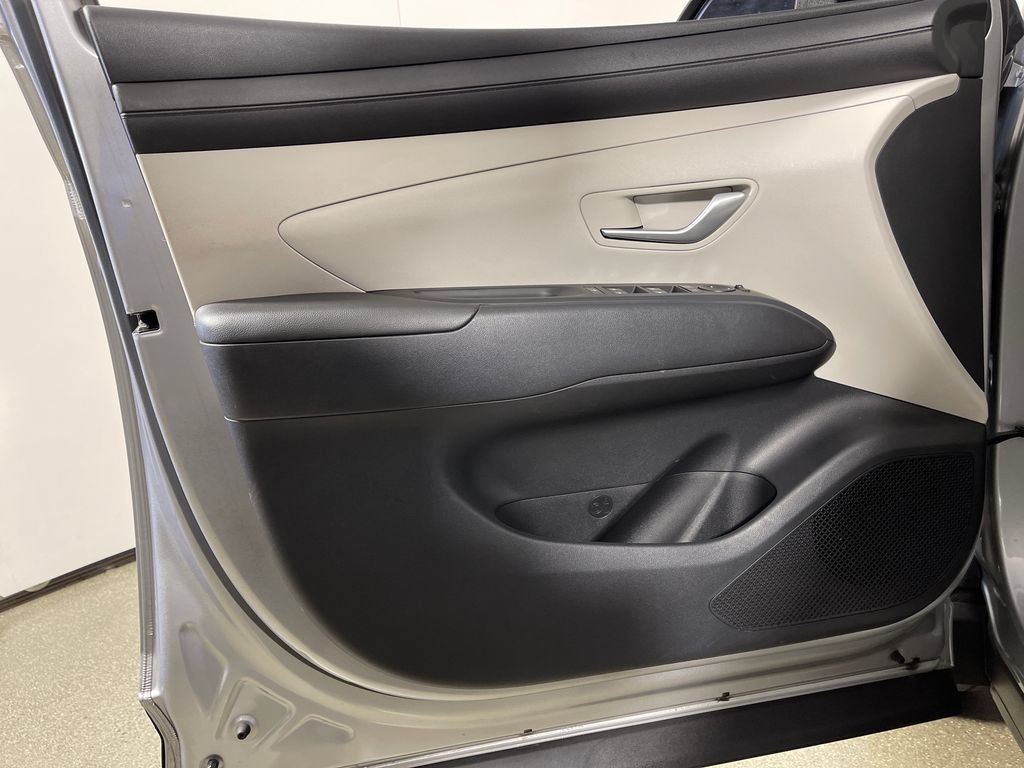 Certified 2025 Hyundai Tucson SEL AWD/4WD image 19