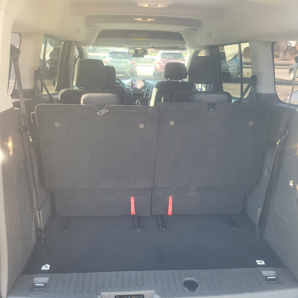 Used 2021 Ford Transit Connect XLT image 35