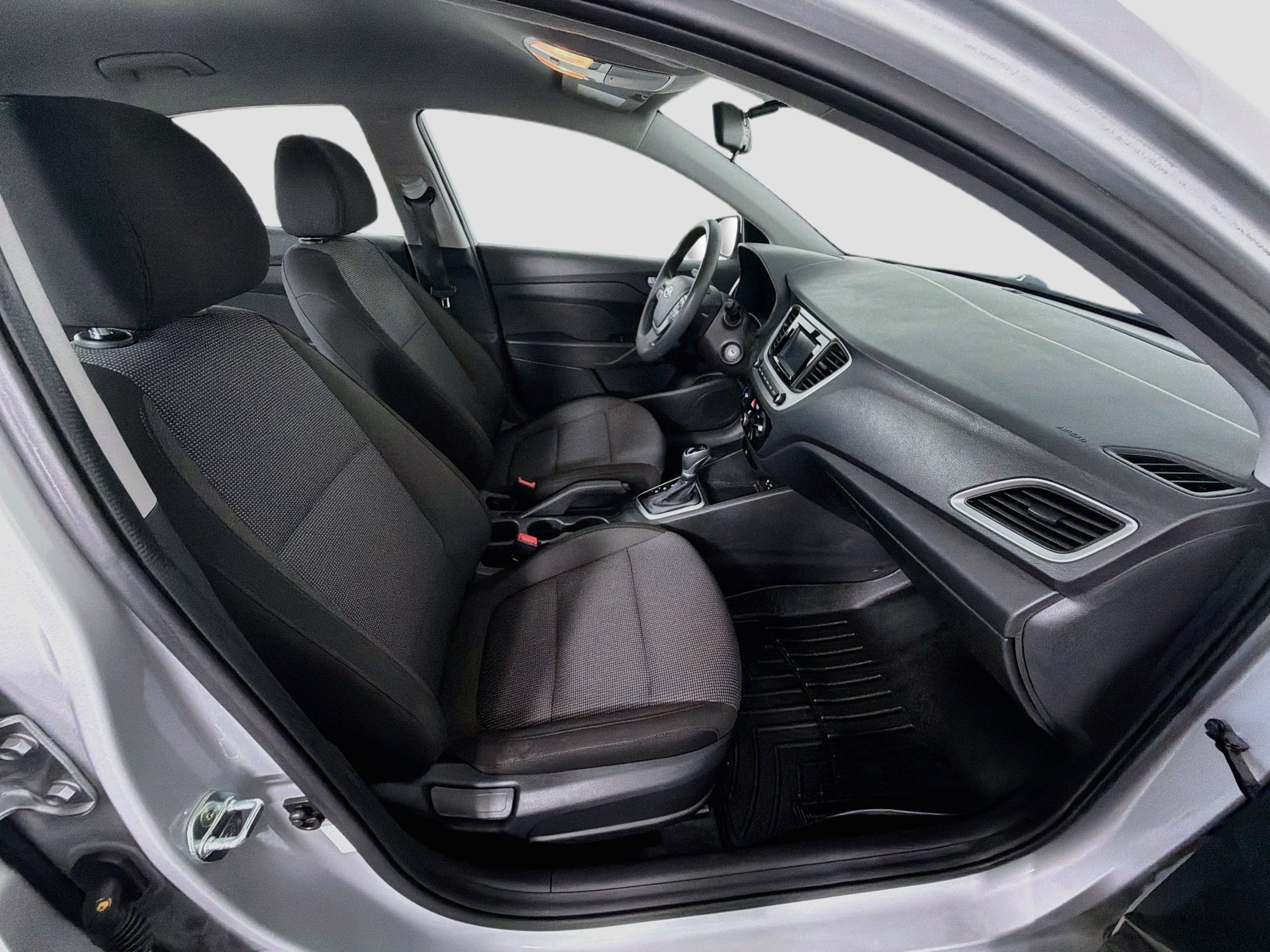 Used 2022 Hyundai Accent SE FWD image 29