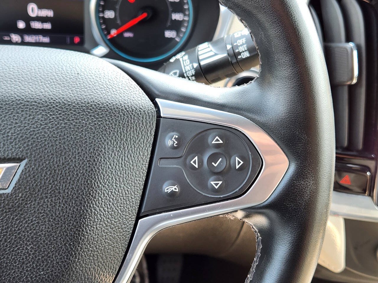 Used 2023 Chevrolet Traverse LT w/ LPO, Floor Liner Package AWD/4WD image 25