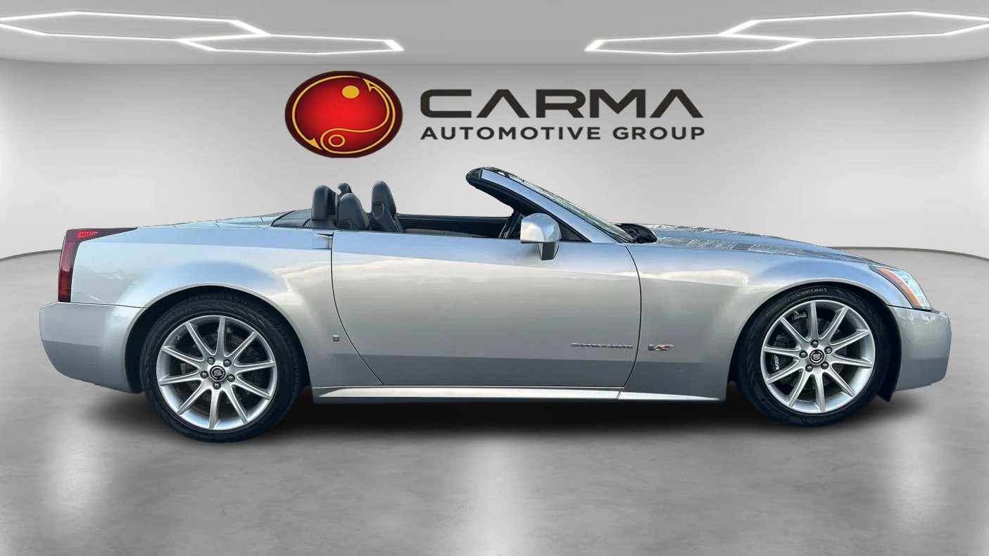 Used 2006 Cadillac XLR V image 6