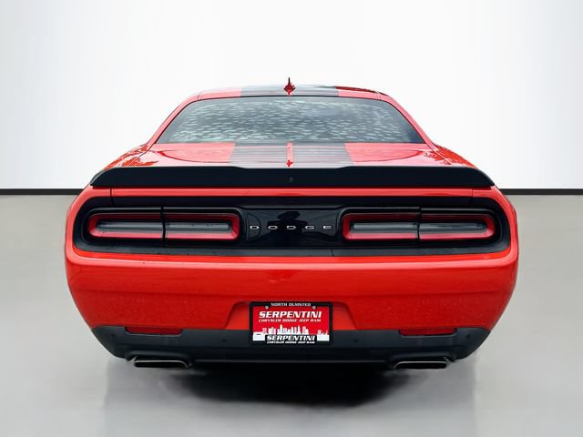 Used 2016 Dodge Challenger R/T Plus RWD image 7