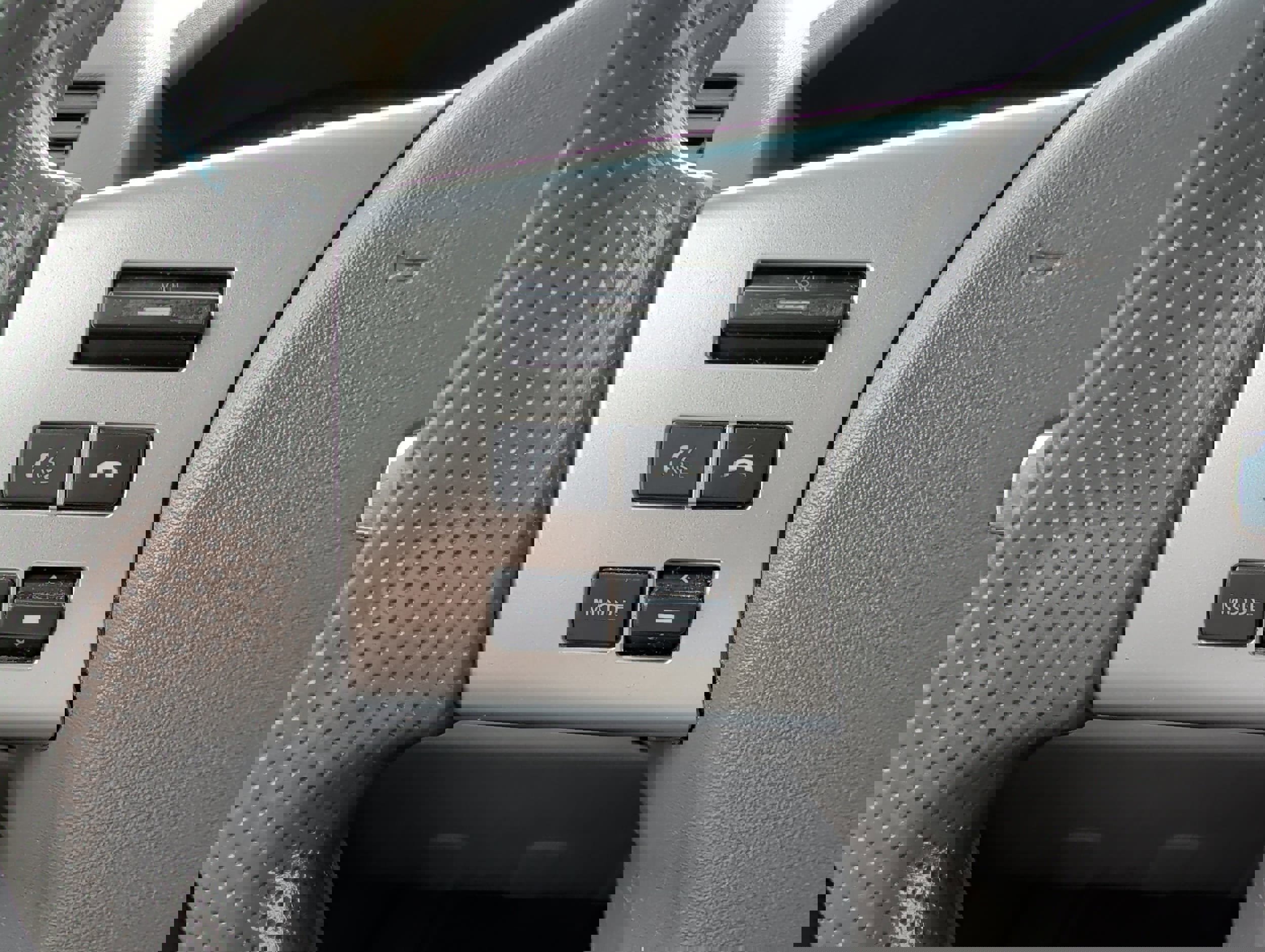 Used 2016 Nissan Frontier SV RWD image 24