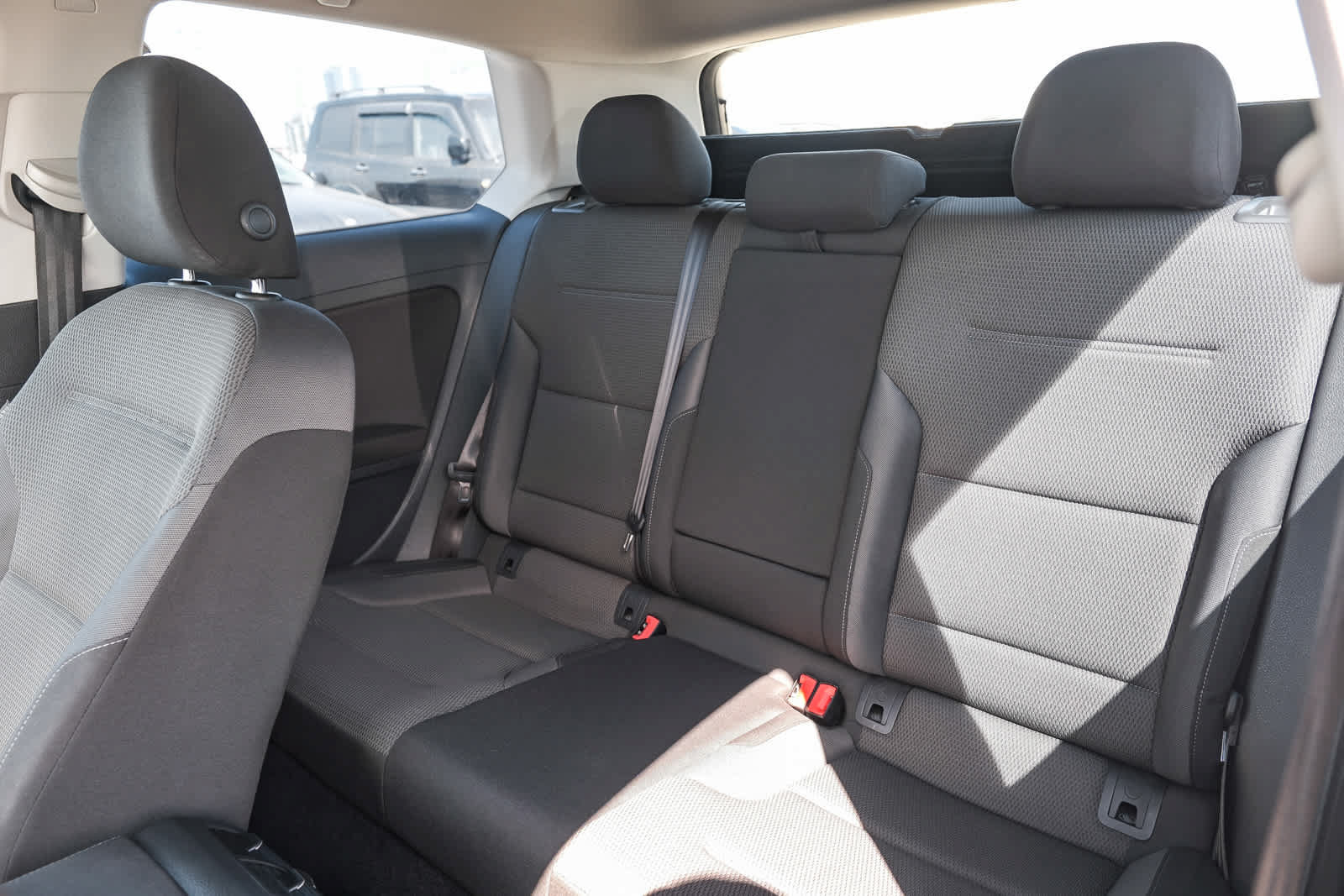 Used 2016 Volkswagen Golf S FWD image 20