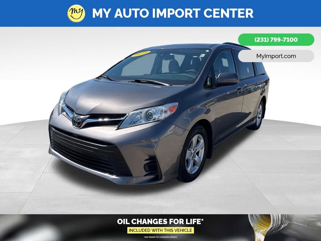 Used 2019 Toyota Sienna LE image 3
