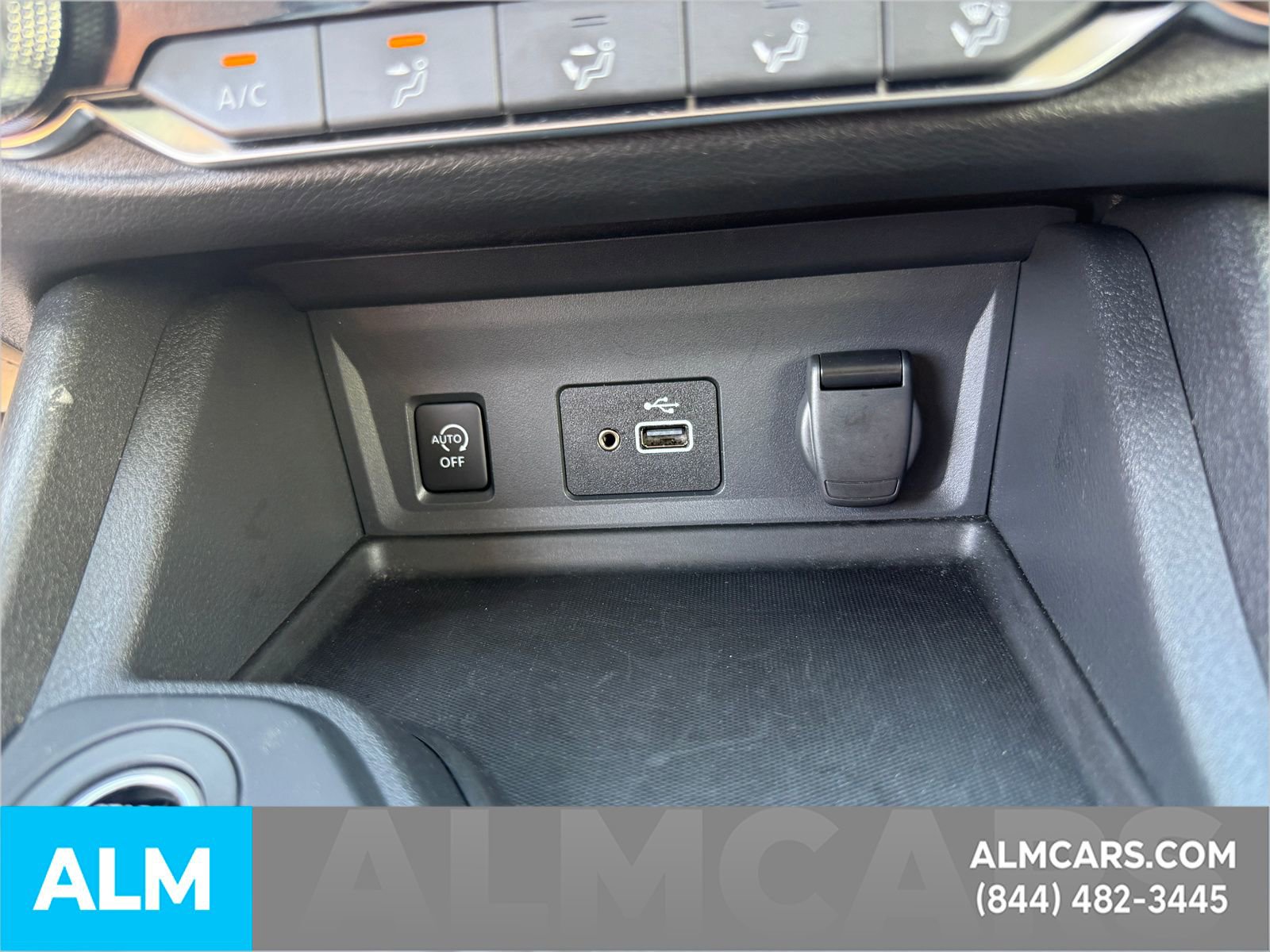 Used 2025 Nissan Sentra S image 16