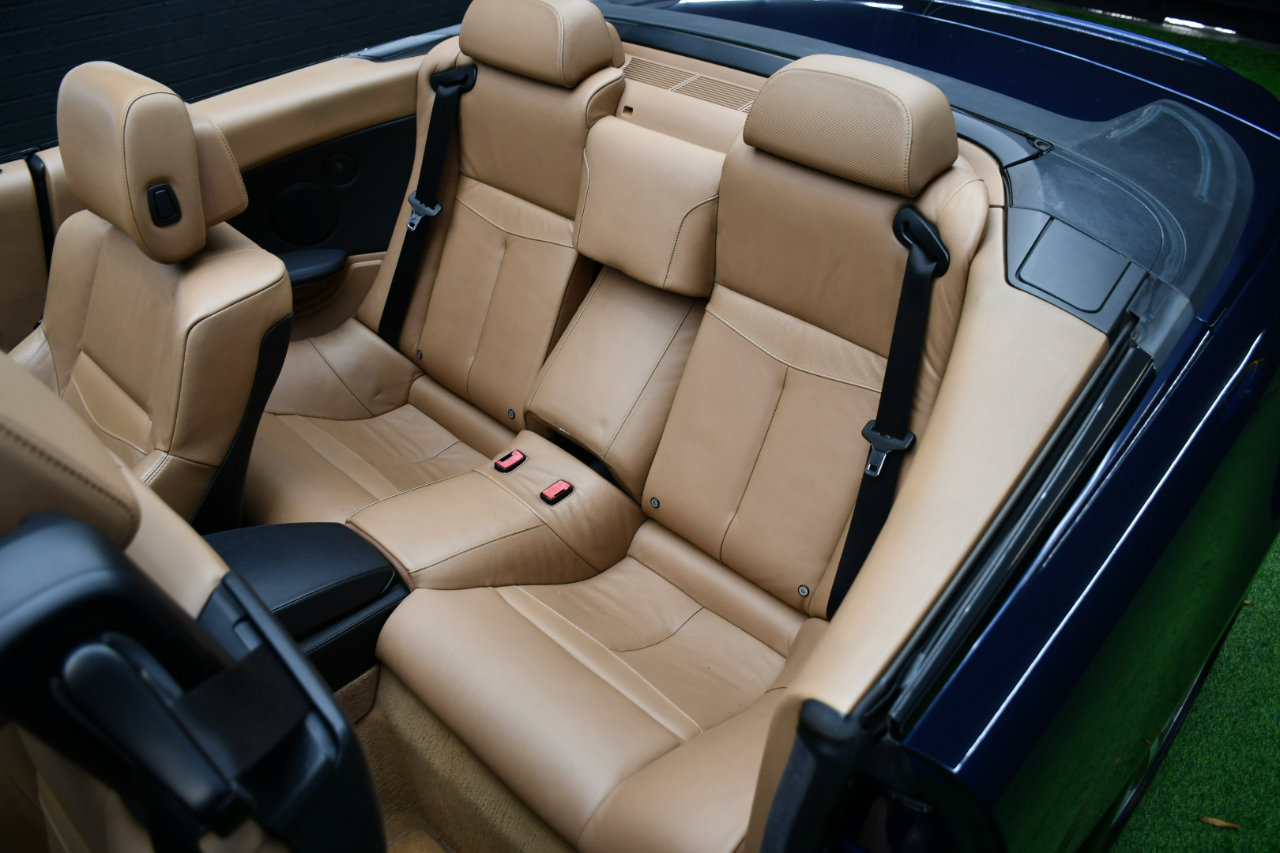 Used 2010 BMW 650i Convertible image 25