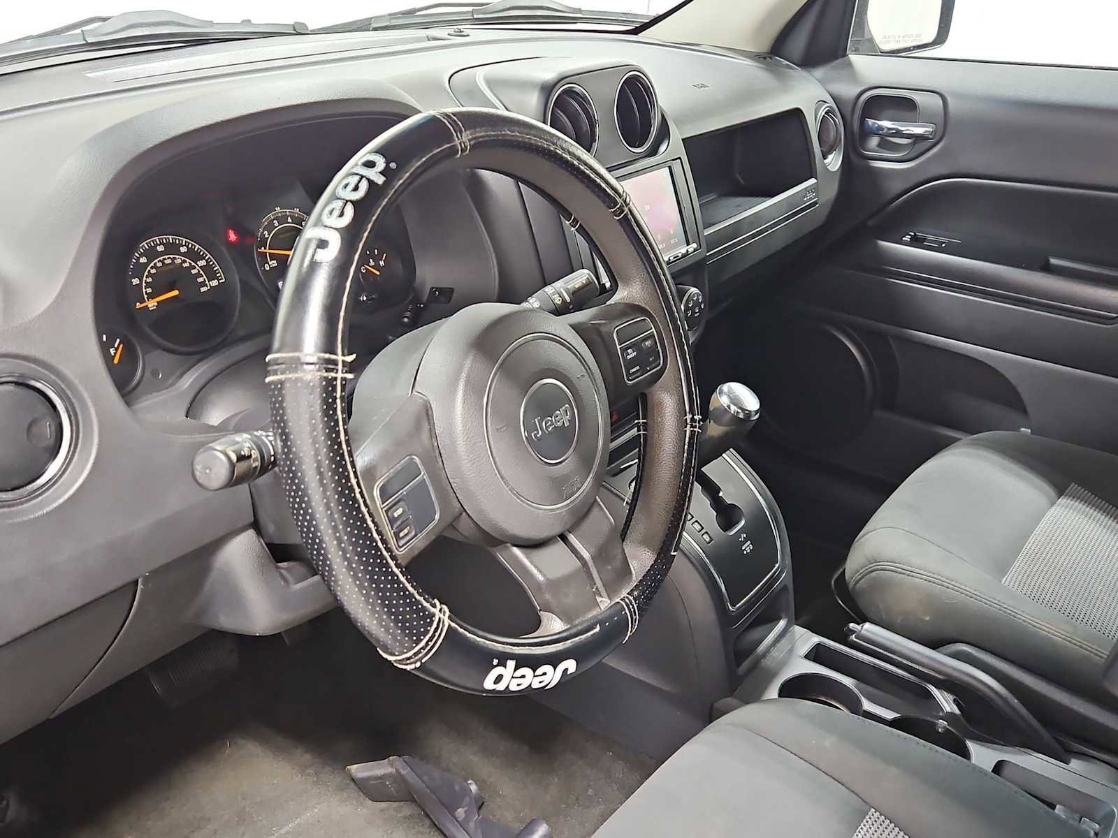 Used 2016 Jeep Patriot Sport w/ Power Value Group image 5