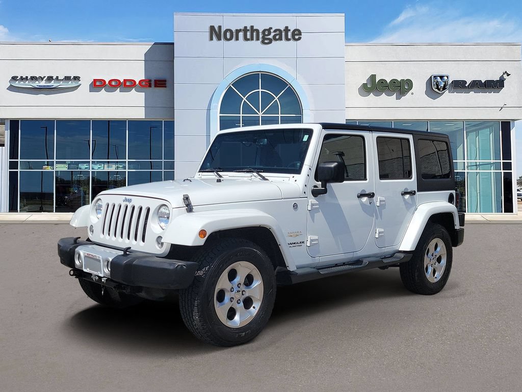 Used 2014 Jeep Wrangler Unlimited Sahara w/ Connectivity Group AWD/4WD image 2