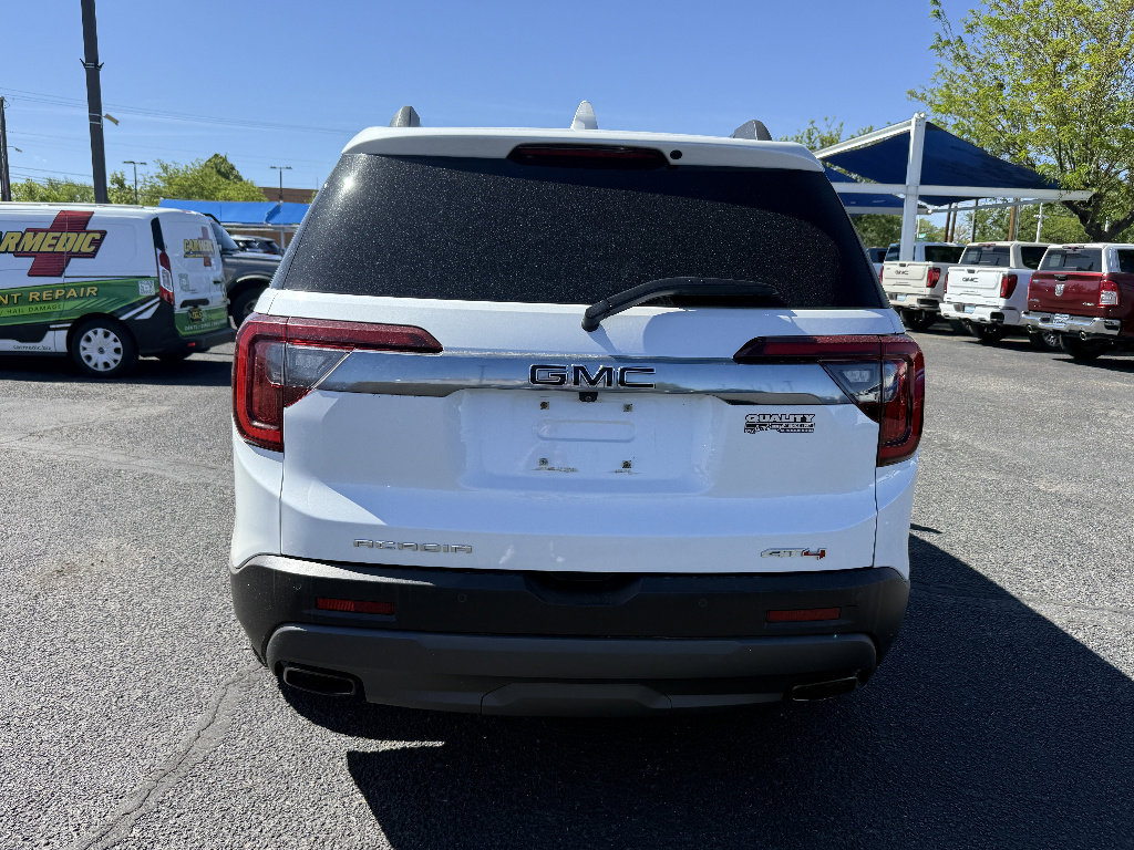 Used 2023 GMC Acadia AT4 w/ Technology Package AWD/4WD image 6