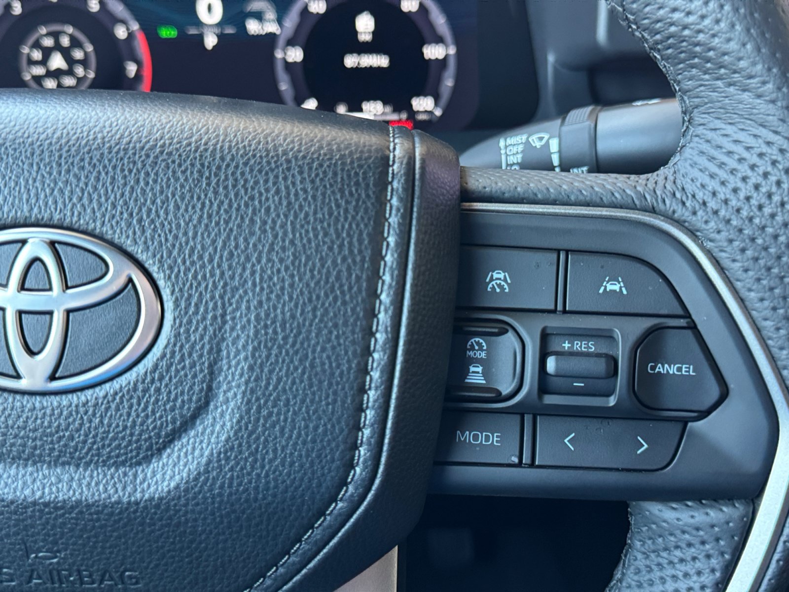 Used 2026 Toyota Tacoma TRD Off-Road w/ TRD Off Road Premium Package AWD/4WD image 25