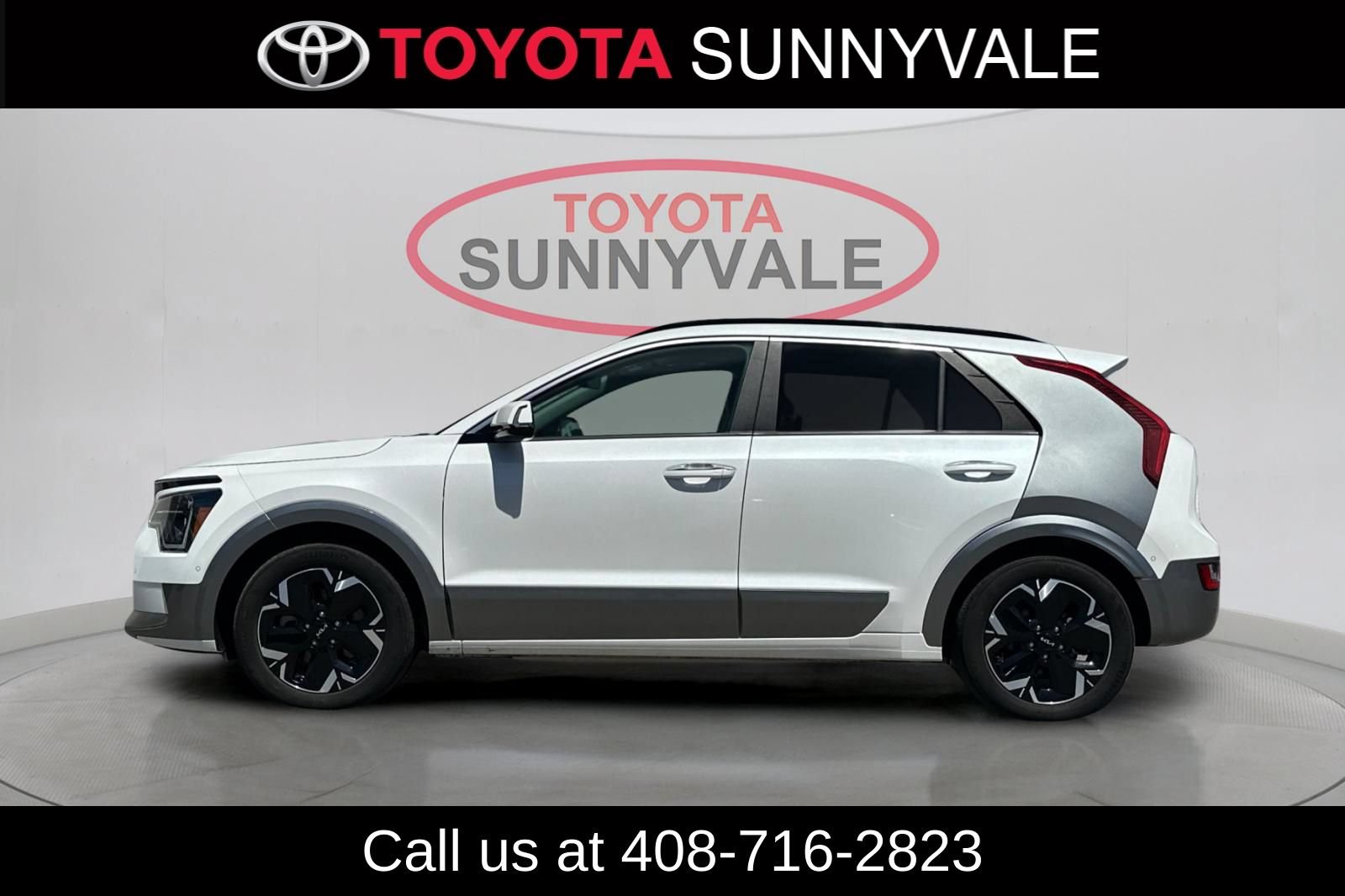 Used 2023 Kia Niro Wave FWD image 6