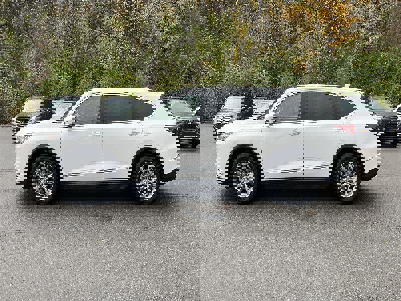 Used 2023 Acura MDX image 2