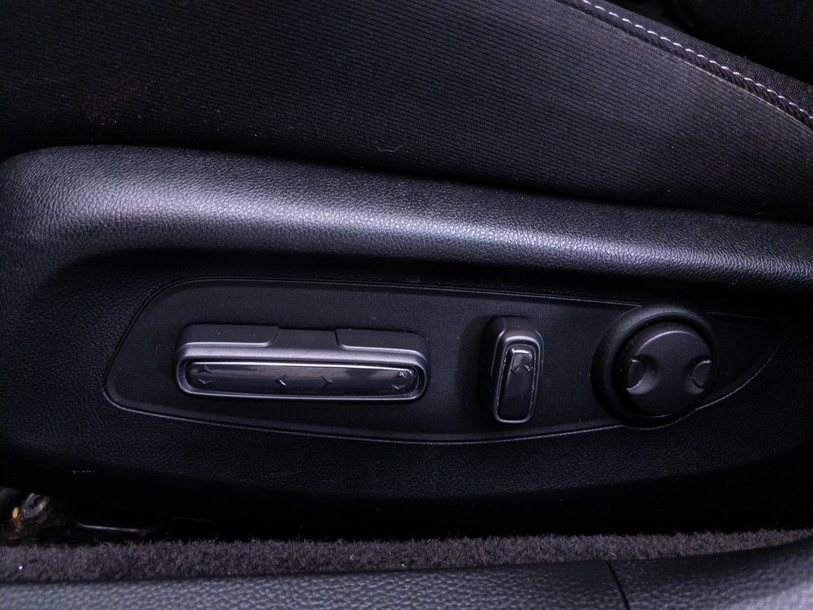 Used 2023 Honda Accord EX image 19
