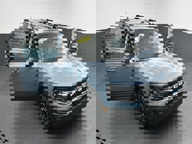 Used 2023 Ford Bronco Sport Outer Banks w/ Tech Package image 32