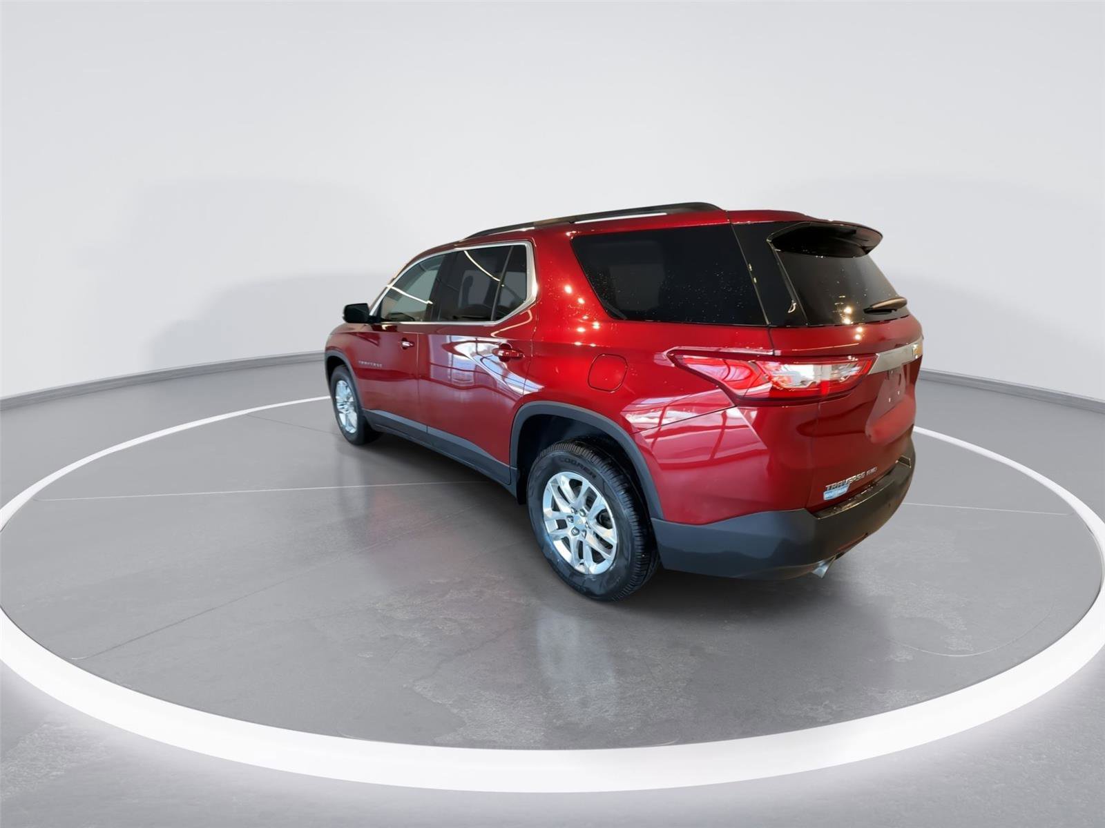 Used 2020 Chevrolet Traverse LT w/ Driver Confidence II Package image 6