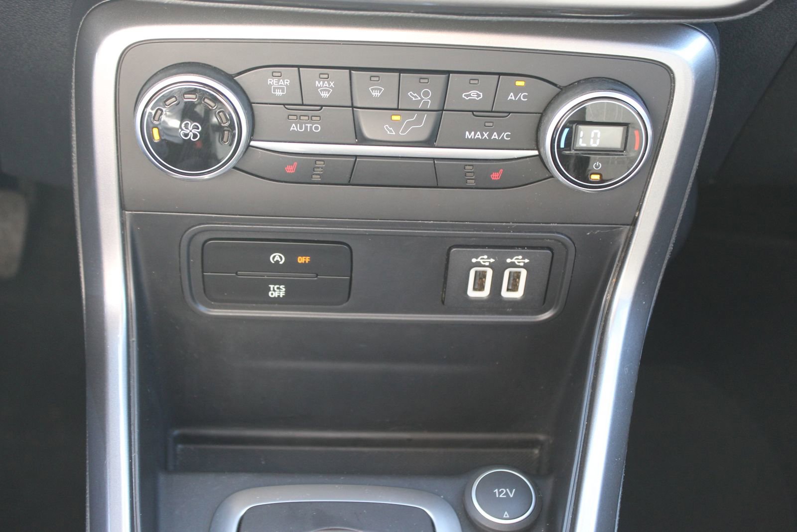 Used 2021 Ford EcoSport SE image 25