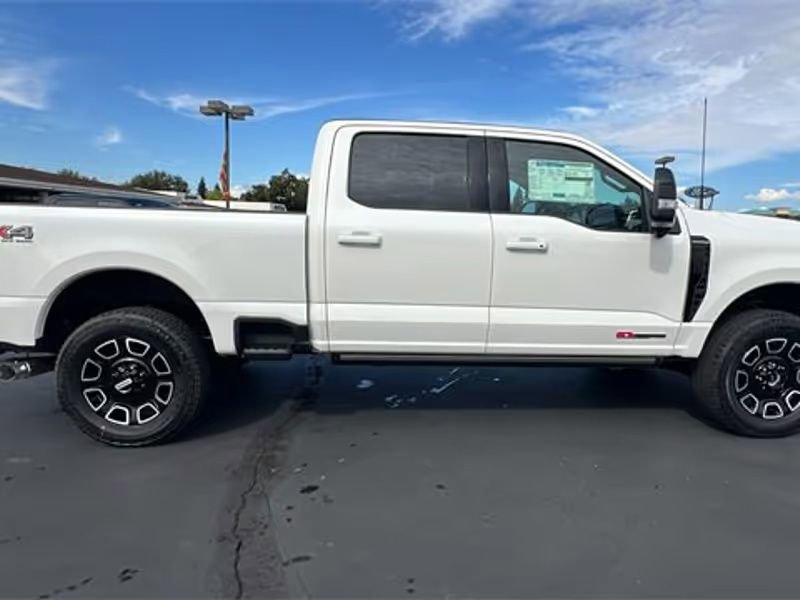 New 2025 Ford F250 Platinum image 2