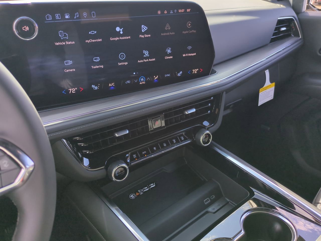 New 2026 Chevrolet Suburban Z71 w/ Comfort Package image 13