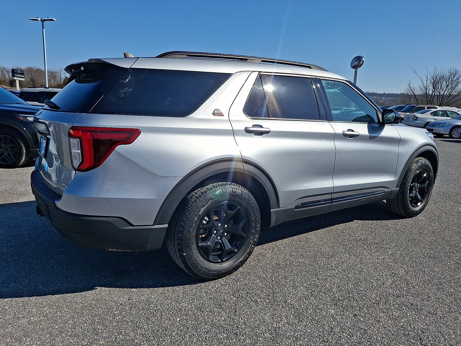 Certified 2022 Ford Explorer Timberline w/ Timberline Technology Package AWD/4WD image 6