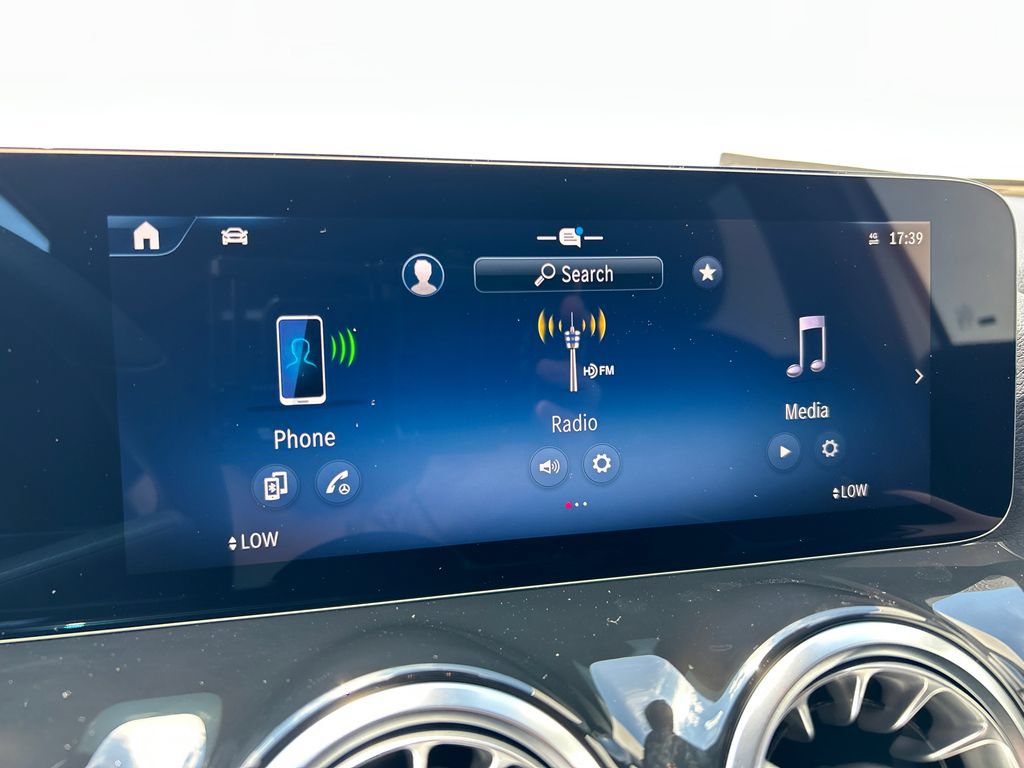 New 2026 Mercedes-Benz GLA 250 4MATIC image 19