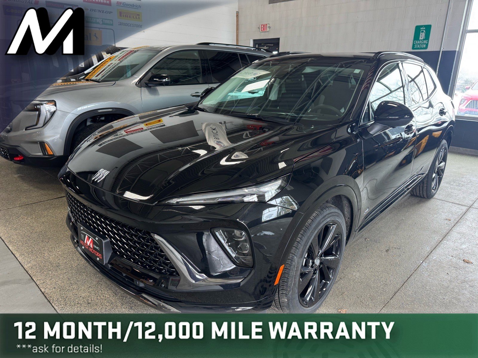 Used 2024 Buick Envision Sport Touring image 1