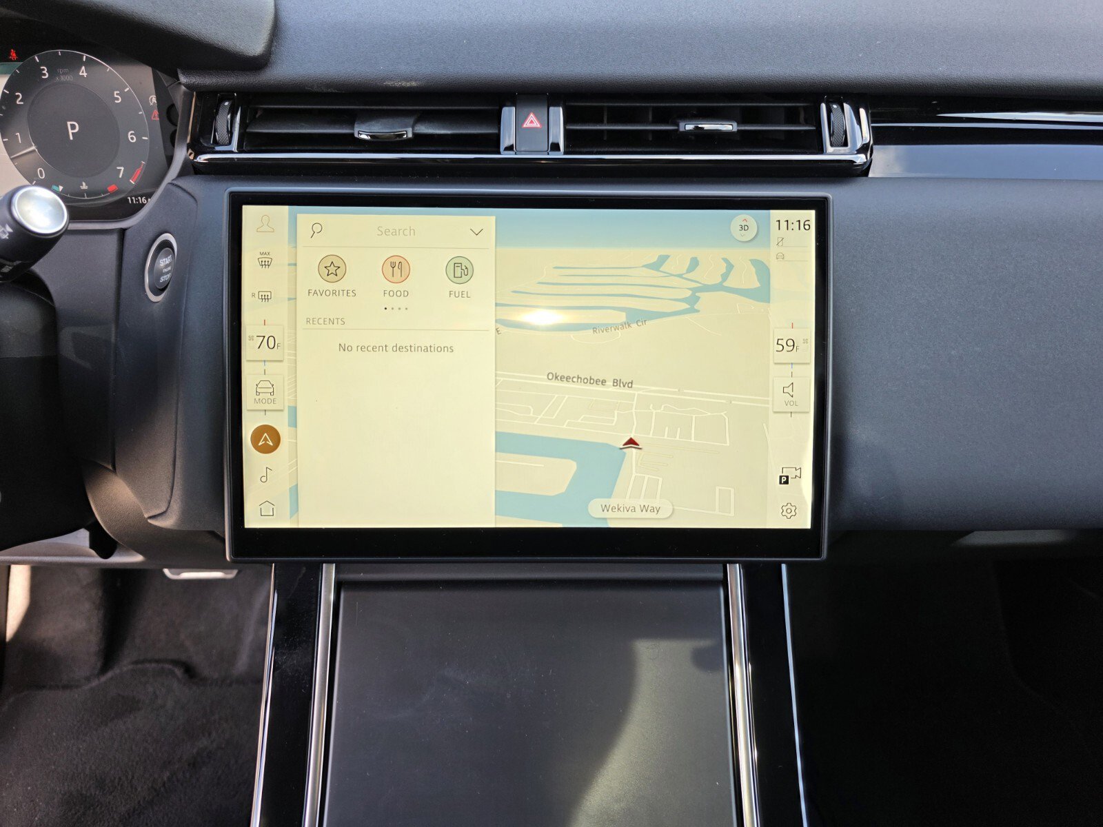 Certified 2024 Land Rover Range Rover Velar Dynamic SE image 17