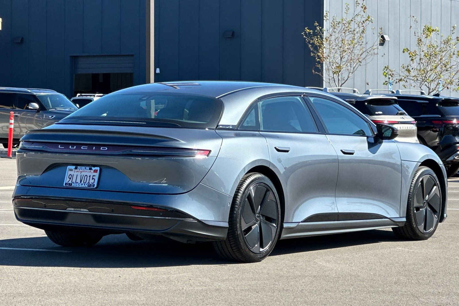 Used 2024 Lucid Air Touring image 4