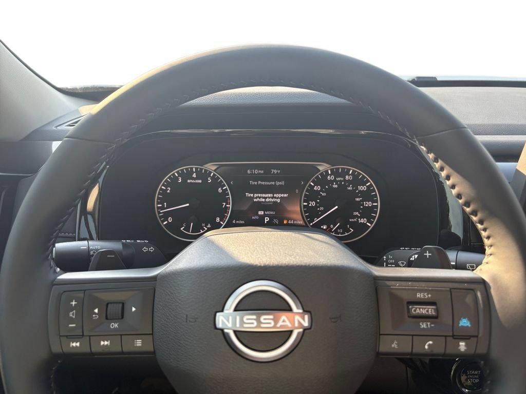New 2026 Nissan Pathfinder SV w/ SV Premium Package AWD/4WD image 16