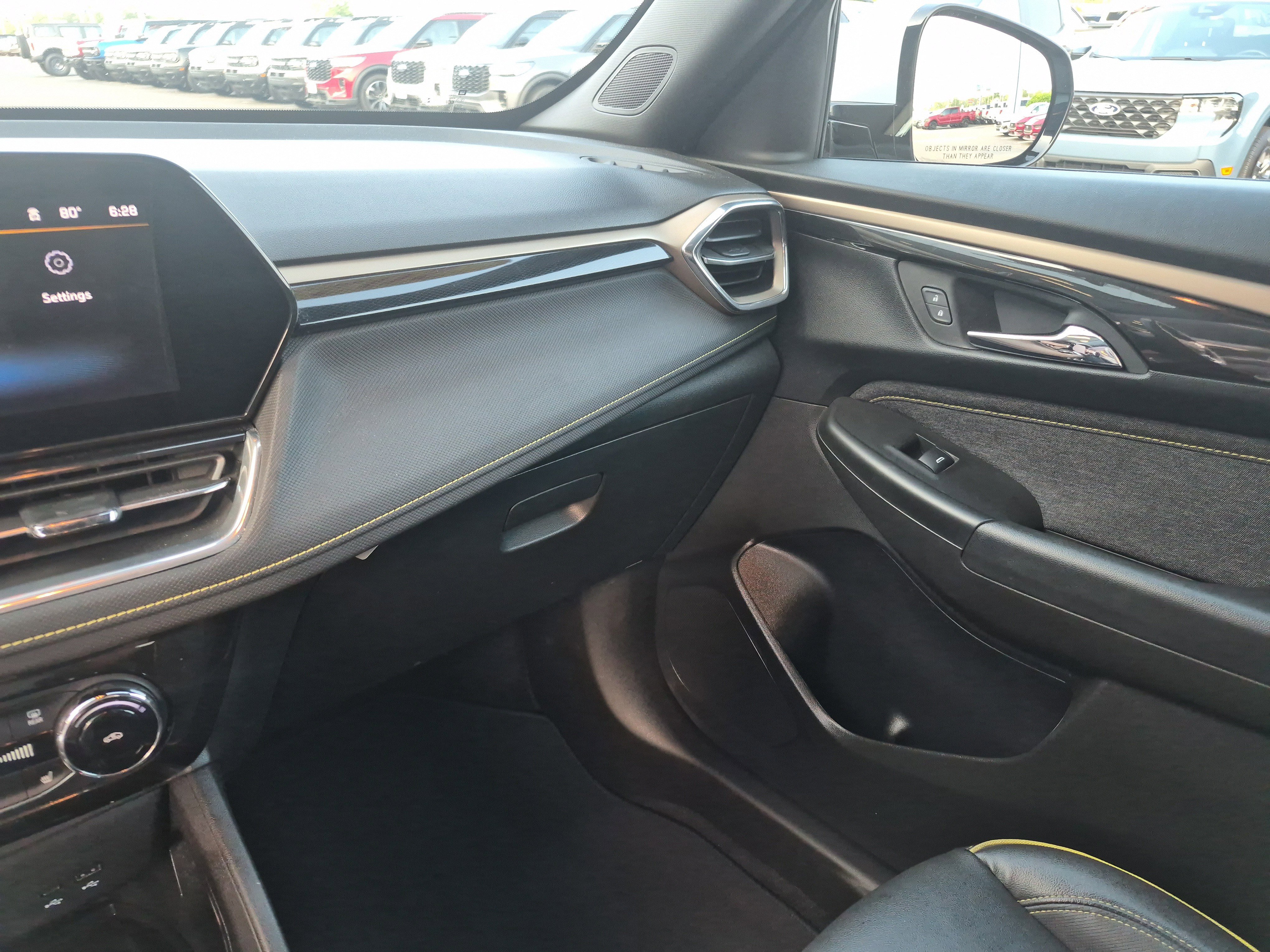 Used 2025 Chevrolet TrailBlazer ACTIV w/ Convenience Package FWD image 18