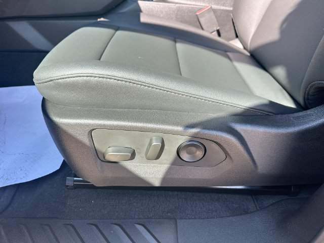 Used 2026 Chevrolet Colorado Trail Boss AWD/4WD image 46