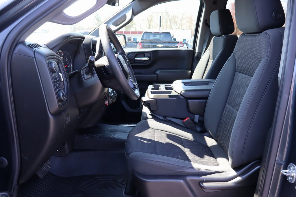 Used 2021 Chevrolet Silverado 1500 Custom Trail Boss w/ Safety Confidence Package image 3