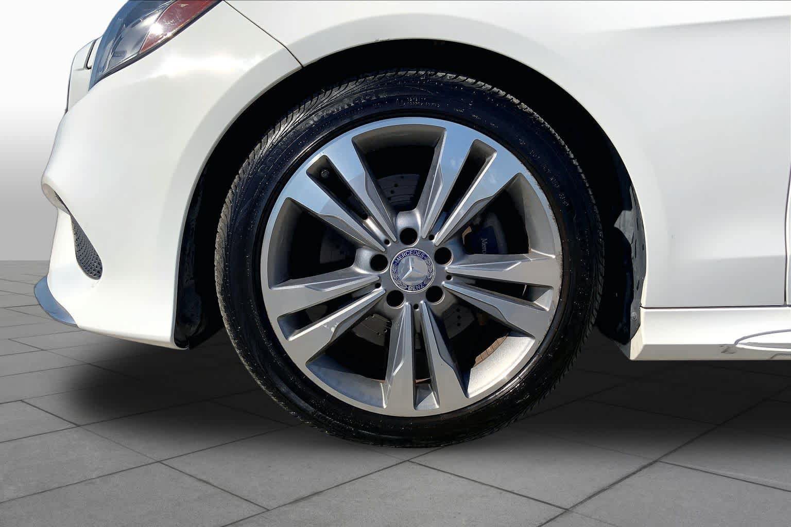 Used 2014 Mercedes-Benz E 350 Sedan image 11