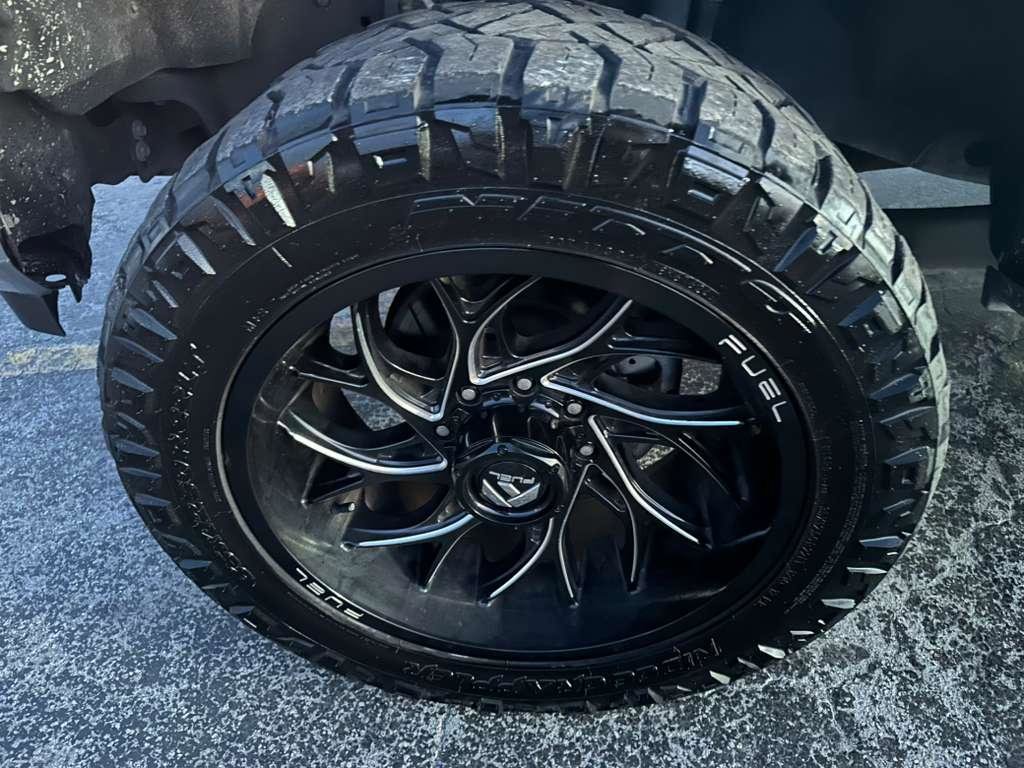 Used 2022 Ford F250 Lariat w/ Lariat Value Package AWD/4WD image 10