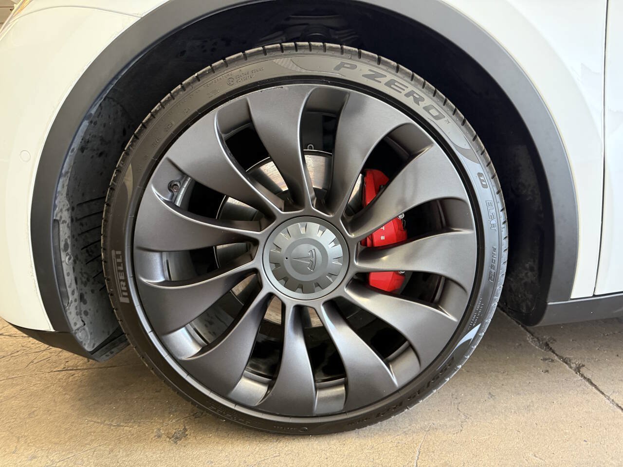 Used 2020 Tesla Model Y Performance AWD/4WD image 33