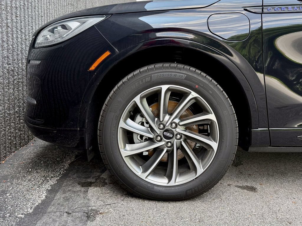 New 2025 Lincoln Corsair Grand Touring AWD/4WD image 37